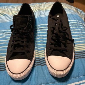 Converse low black and white size 13 never worn